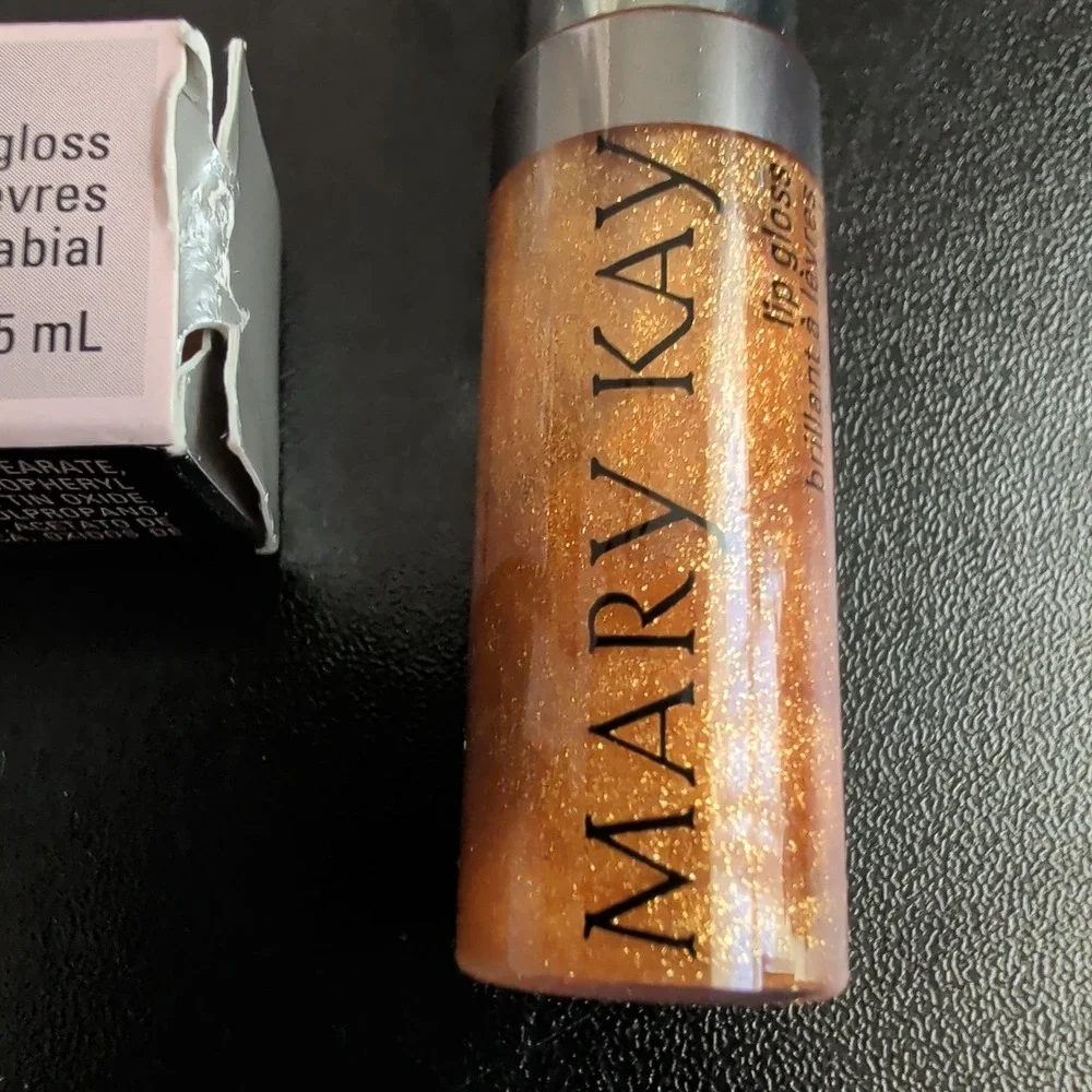 Mary Kay Lip Gloss Gold Sequins RK25 Shimmer Glitter Makeup .27 fl oz NIB 020420